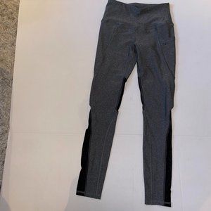 X by Gottex Gray Active Leggings w/ Mesh & Pockets